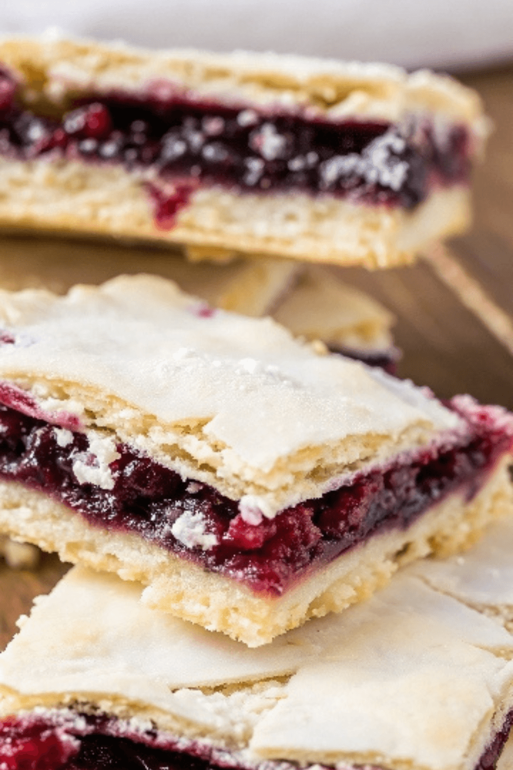 Blackberry Slab Pie Bars – A Juicy Twist on a Classic Dessert