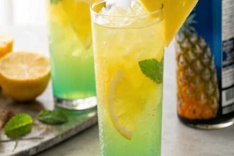 Tropical Lemonade – A Refreshing Summer Sip with Island Vibes