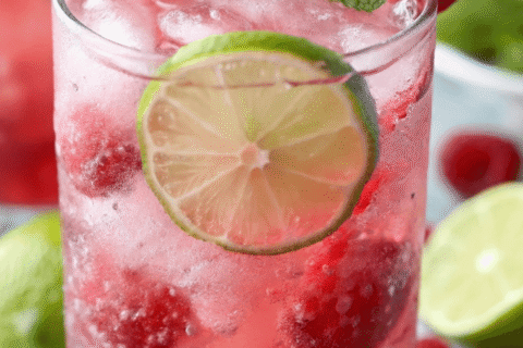 Raspberry Limeade Splash – A Fun & Fizzy Kids’ Party Mocktail!